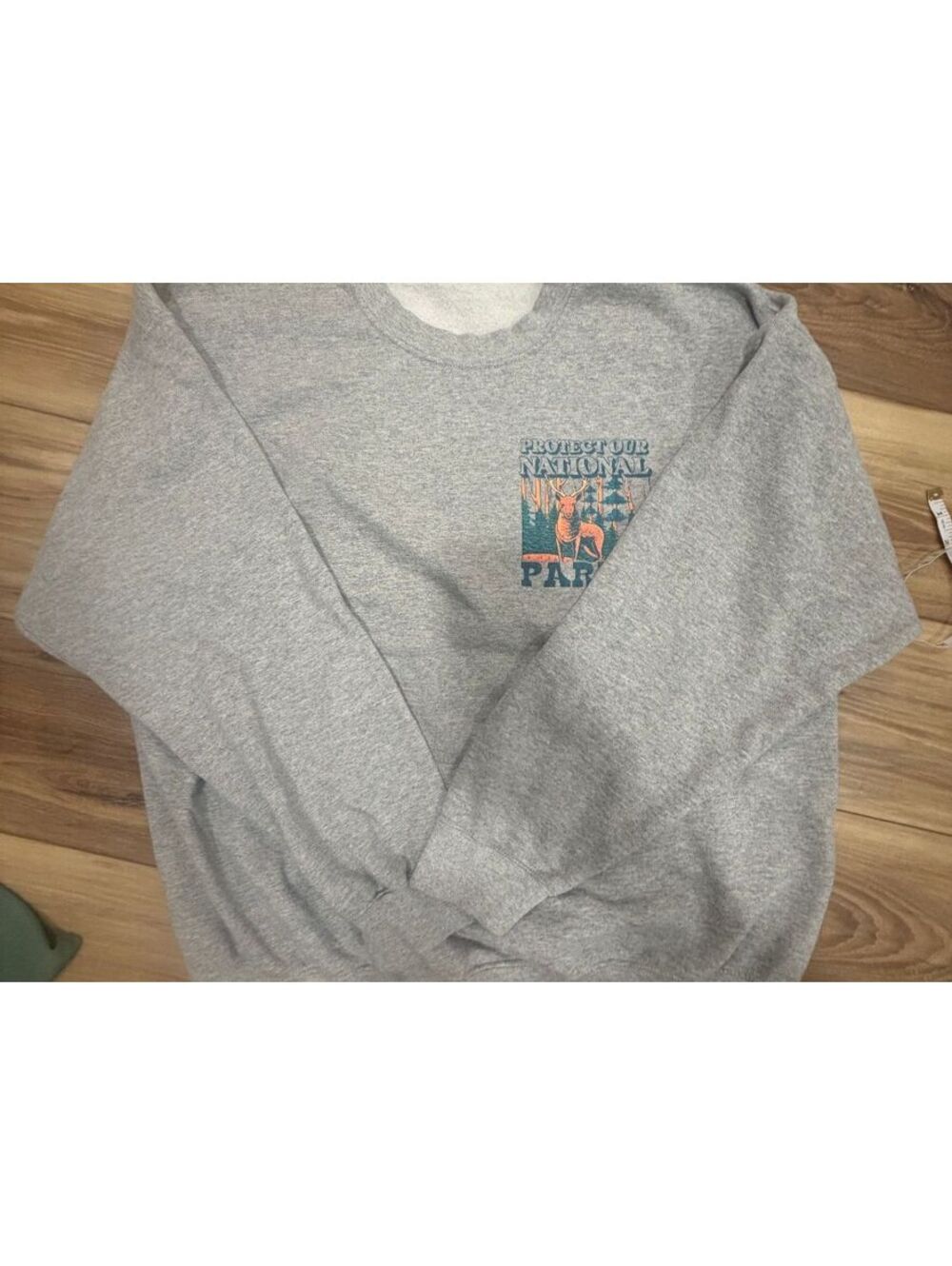 Gildan XL Protect Our National Parks Gray Graphic Crewneck Sweatshirt Nature